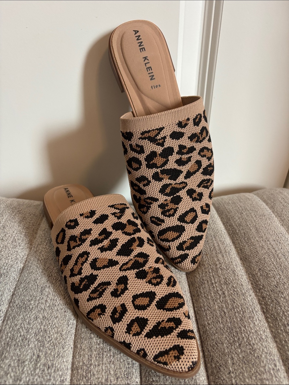 Anne Klein Leopard Knit Pointed Toe Slide Mules - Tan & Black 7.5